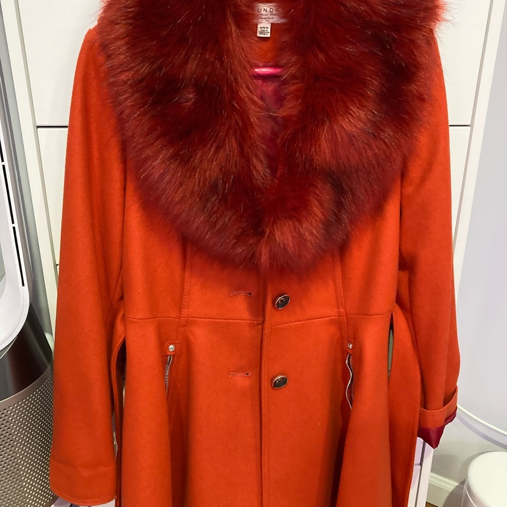 Women’s trench coat